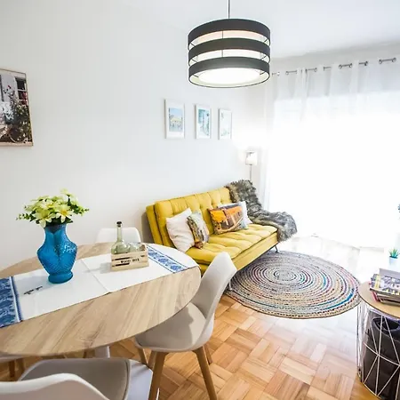 Choose Happiness بورتو