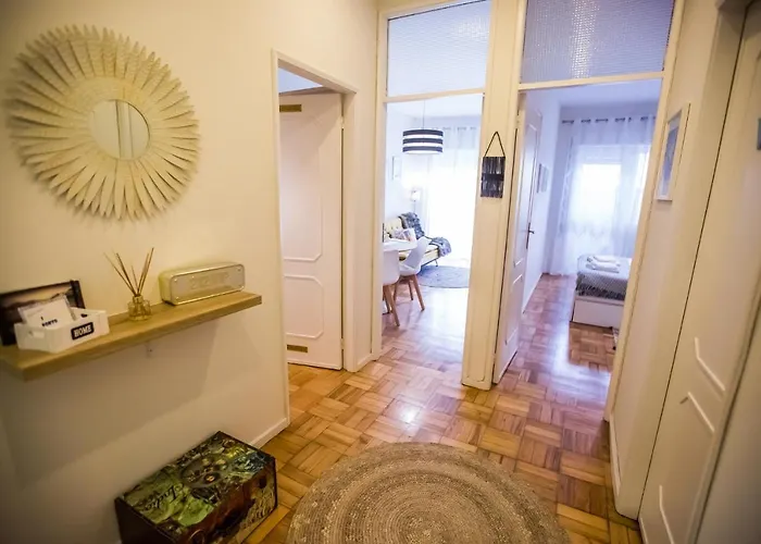 Choose Happiness Apartmán Porto